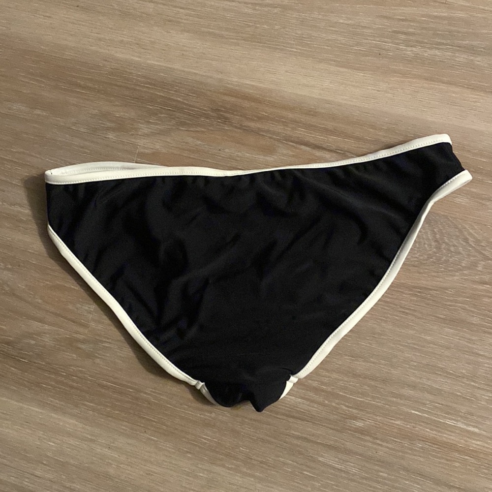 Cromer Bikini Set - Picture 2 of 3